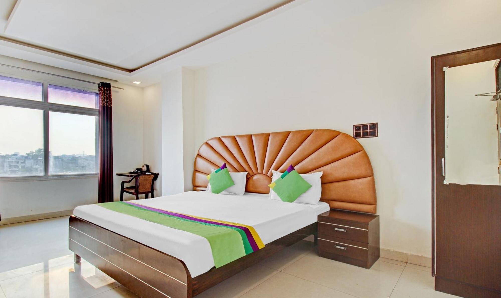 Treebo Silver Grand New Agreement لاكناو المظهر الخارجي الصورة